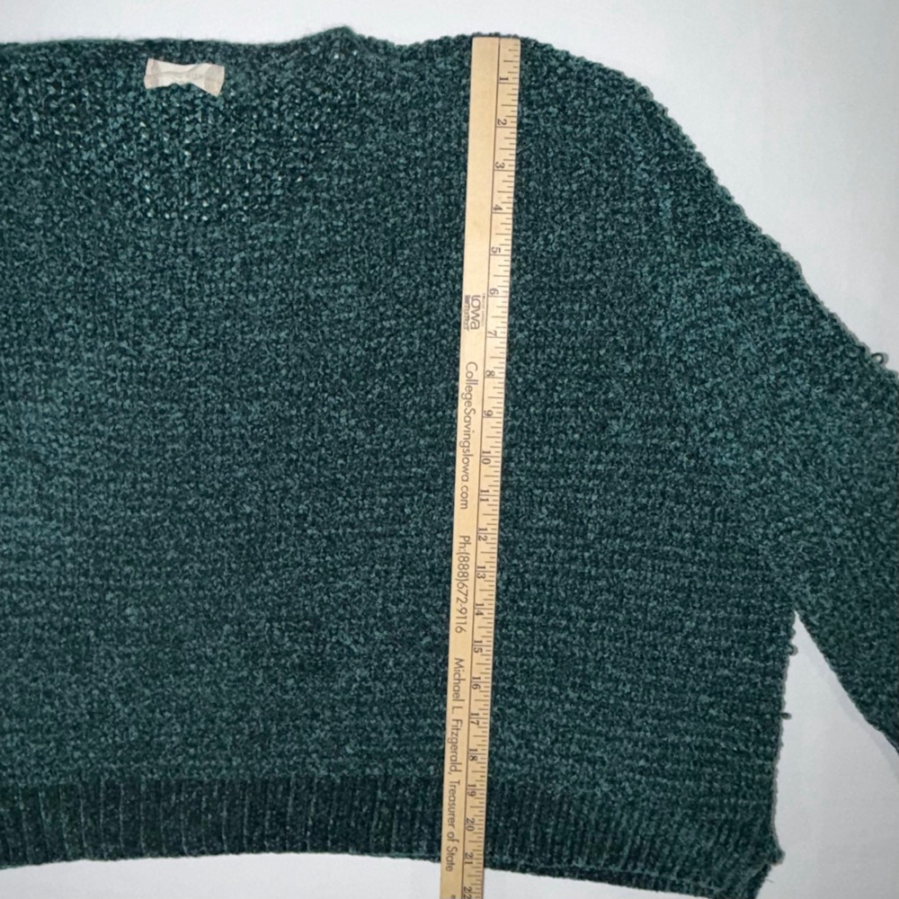Altar'd State Teal Chenille Sweater M Oversized Cropped Boxy Knit Anthro Style - Picture 7 of 9